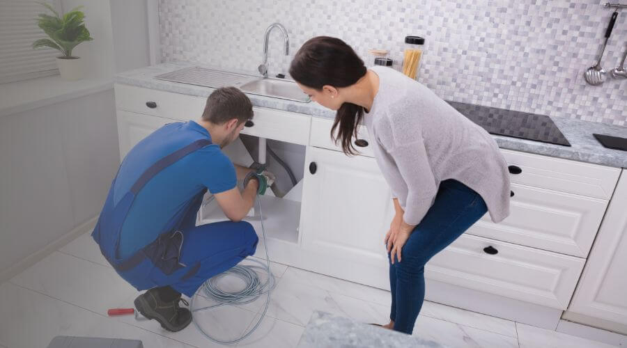 Local sewer line repair in George West, TX